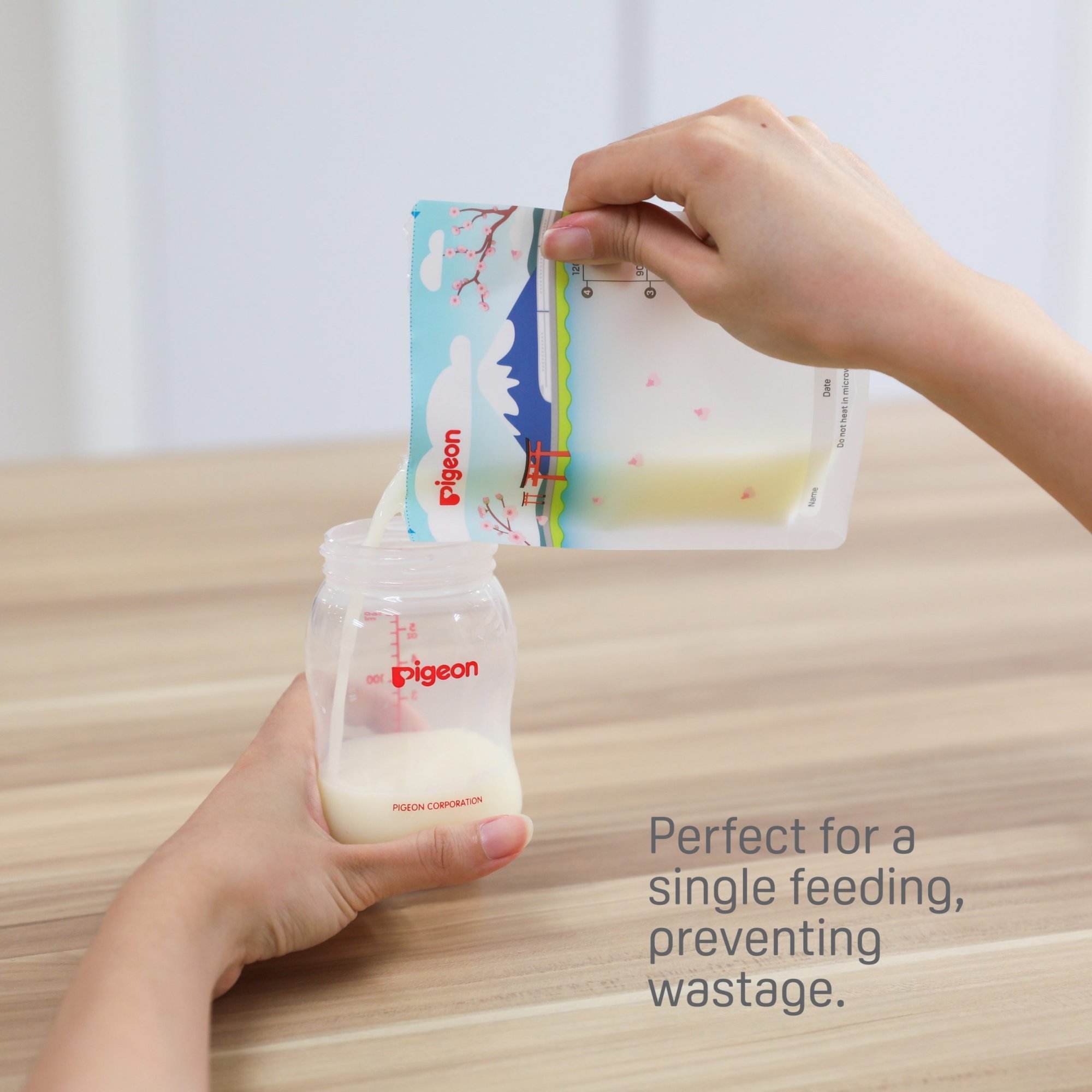 7932079321_breastmilk-storage-bag_lifestyle1-scaled-2